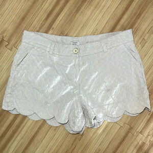 Crown & Ivy Shelby White Scalloped Hem Shorts Women's Size 12